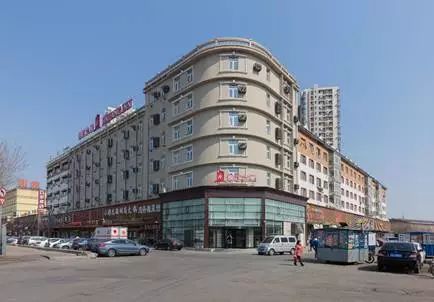跨界營(yíng)銷(xiāo)新篇章 般布酒店管理公司與興格傳媒攜手，推出《將軍在上》主題周邊及酒店體驗(yàn)